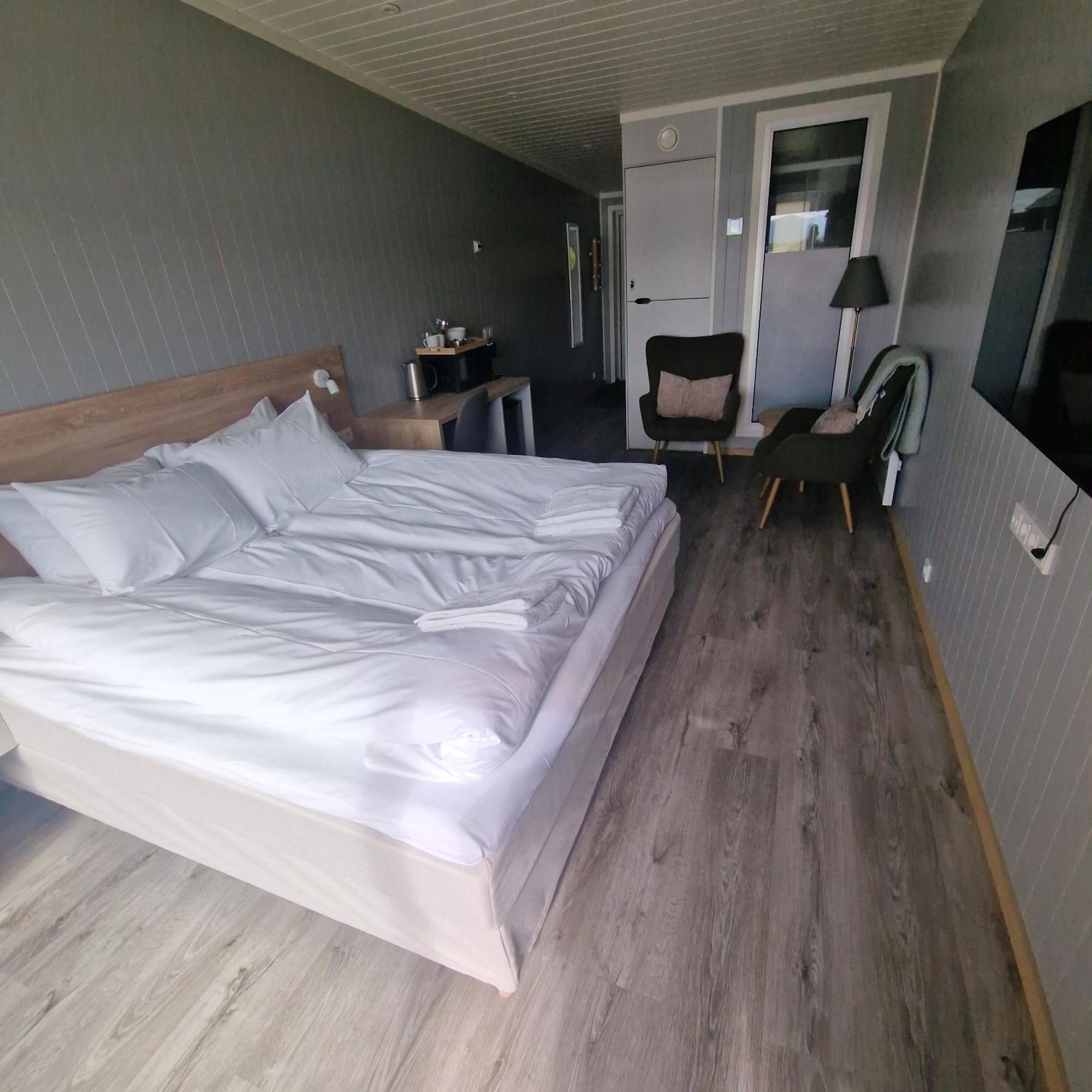 Lofoten Basecamp Лекнес