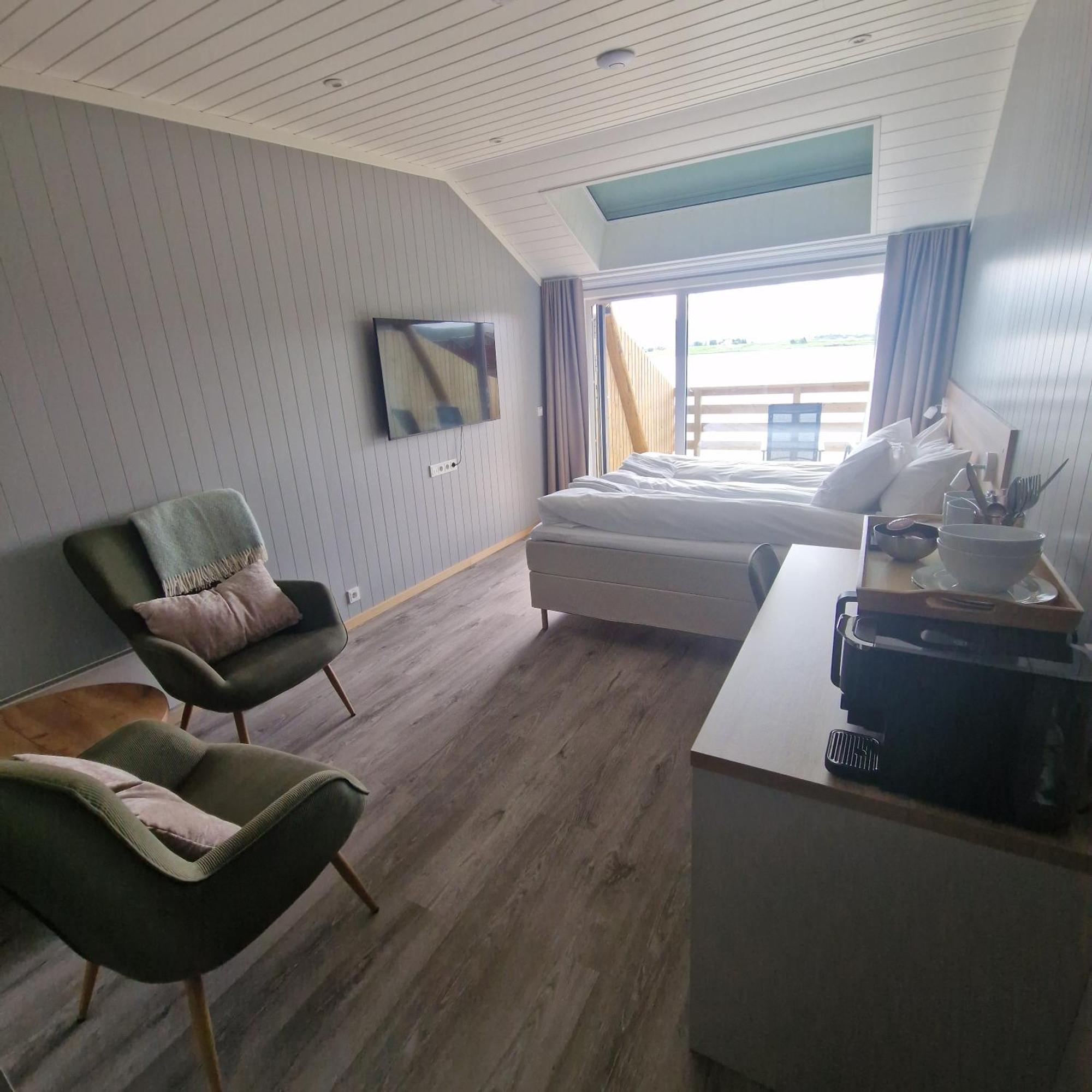 Деревянный коттедж Lofoten Basecamp *